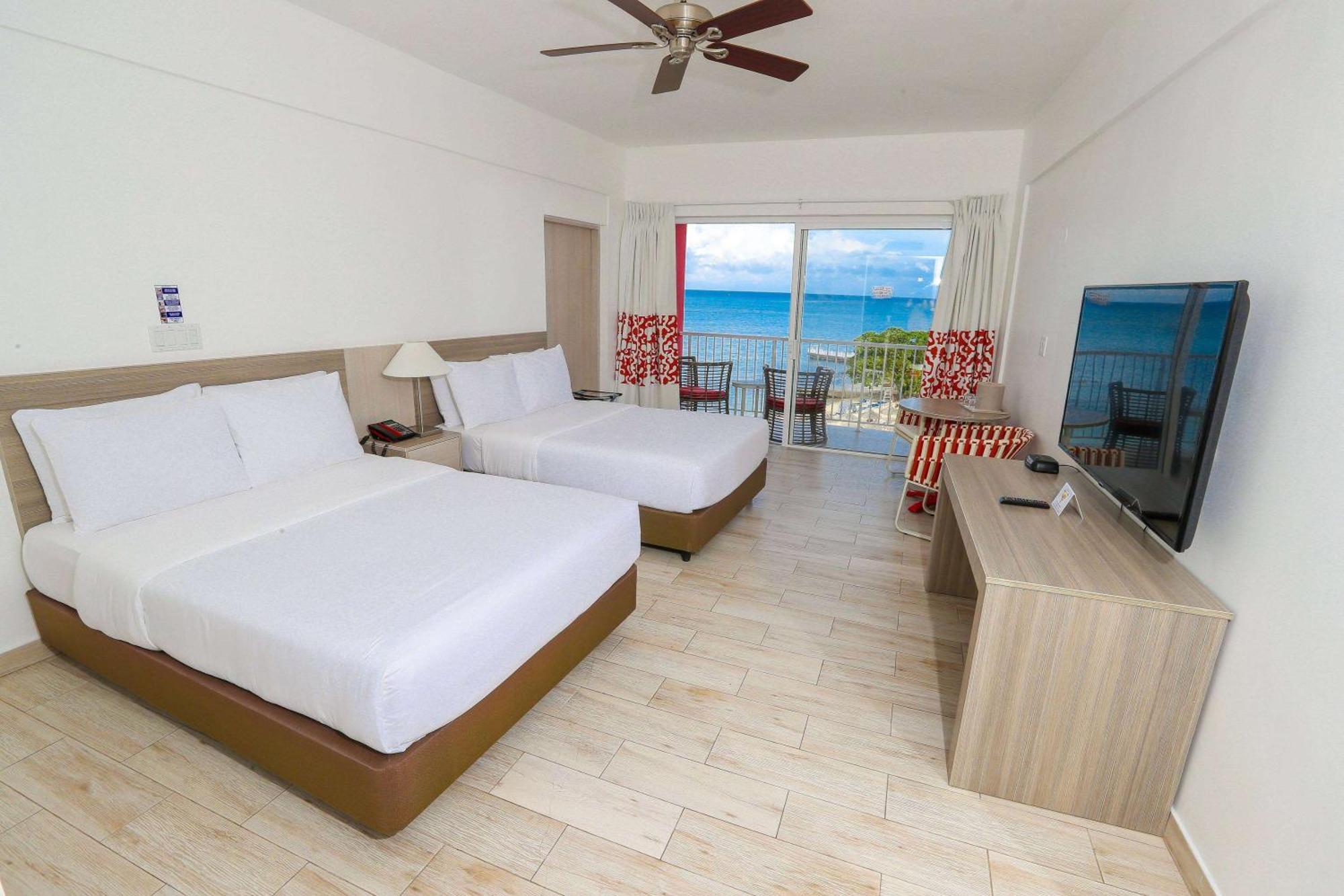 Grand Decameron Cornwall Beach, A Trademark All-Inclusive Resort Montego Bay Kültér fotó