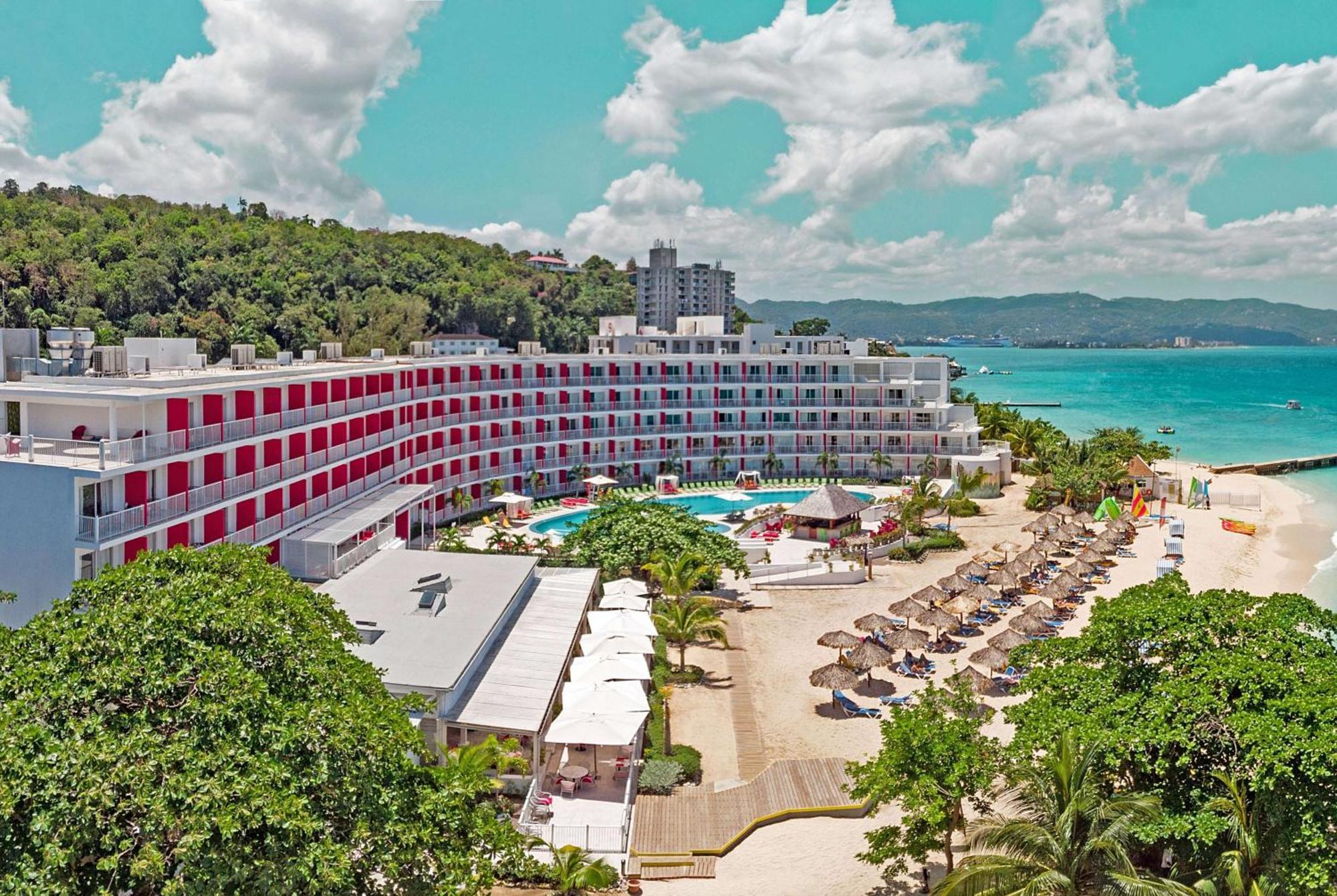 Grand Decameron Cornwall Beach, A Trademark All-Inclusive Resort Montego Bay Kültér fotó