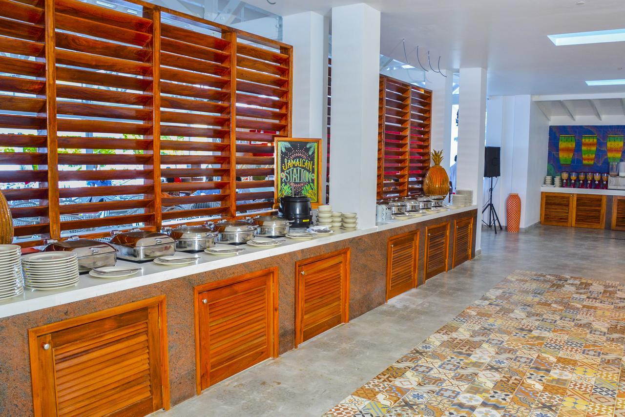 Grand Decameron Cornwall Beach, A Trademark All-Inclusive Resort Montego Bay Kültér fotó