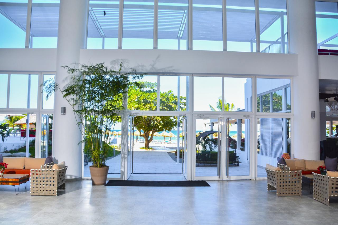 Grand Decameron Cornwall Beach, A Trademark All-Inclusive Resort Montego Bay Kültér fotó