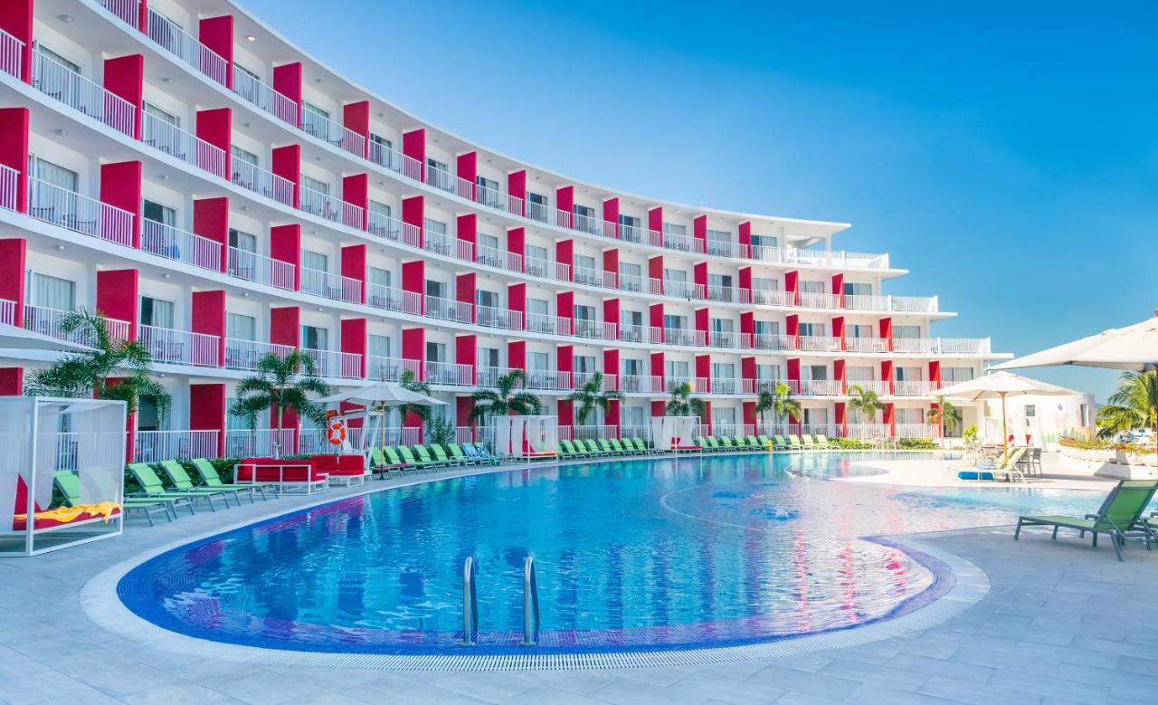 Grand Decameron Cornwall Beach, A Trademark All-Inclusive Resort Montego Bay Kültér fotó